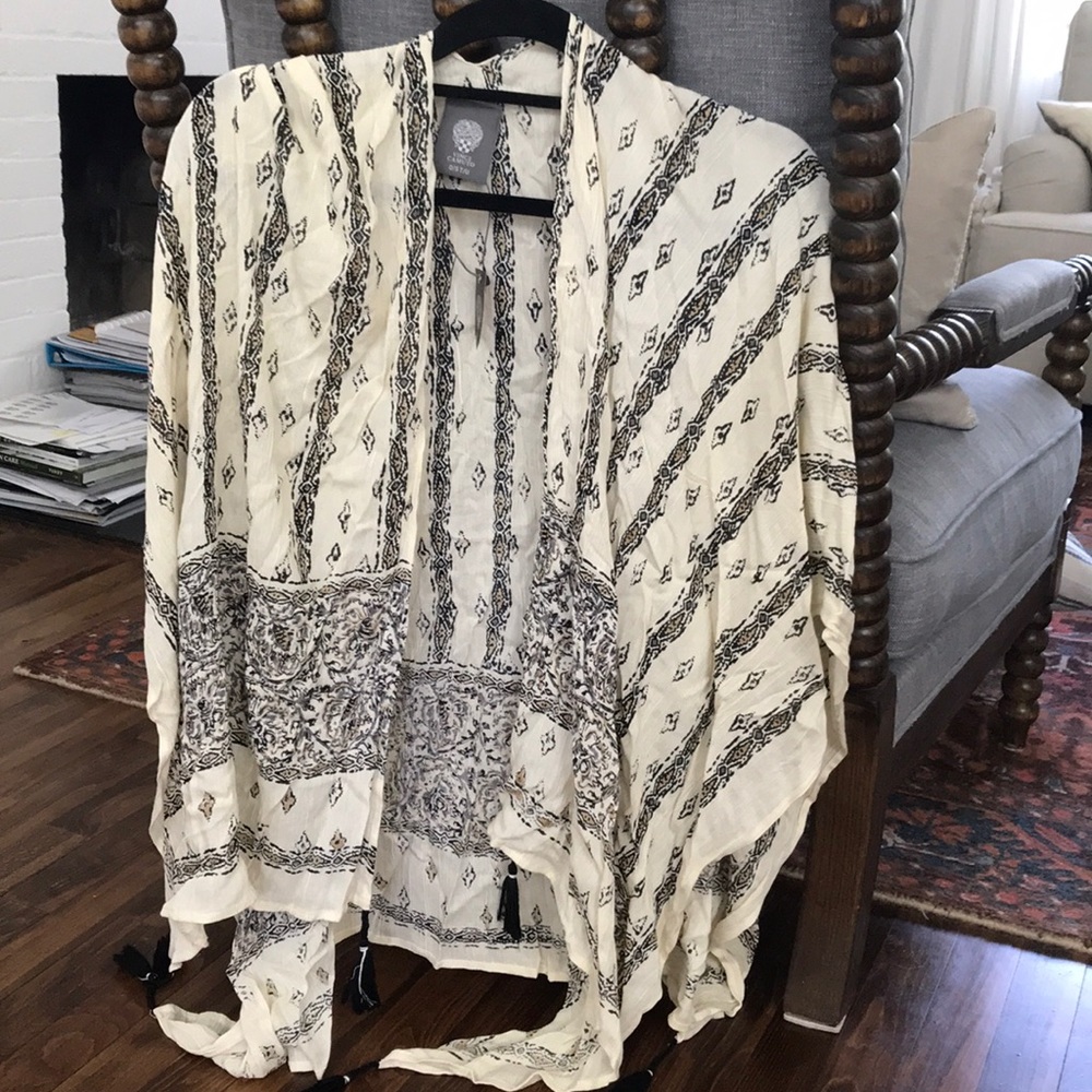 Vince Camuto Cover up Shawl NWT